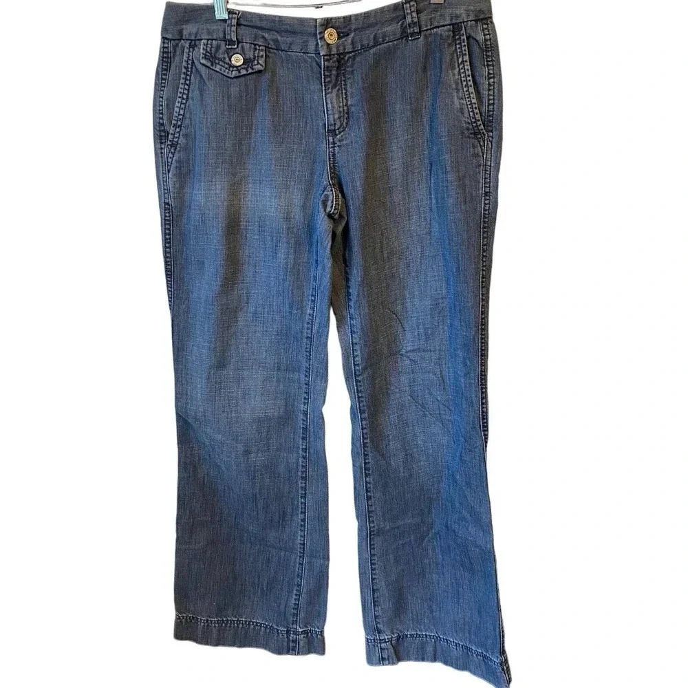 Banana Republic Cotton Flared leg Blue Jeans Women Size 8 Pockets - Picture 1 of 9